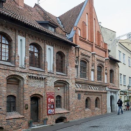 Cozy Apartment In Gothic Style House In The Heart Of The Old Town Вилнюс Екстериор снимка