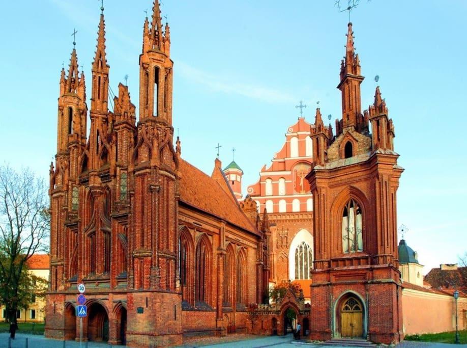 Cozy Apartment In Gothic Style House In The Heart Of The Old Town Вилнюс Екстериор снимка